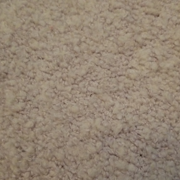 Pale Lavendar Sweater - Picture 4 of 5